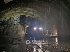 超前地质预报施工利器，铁建重工DGZ150系列多功能钻机亮剑梁王山隧道！